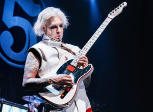 john-5-revela-os-tres-guitarristas-que-mudaram-a-musica-em-sua-visao