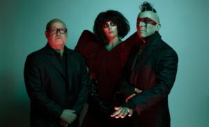 Puscifer Anuncia Novo Álbum "Normal Isn't" e Turnê para 2026