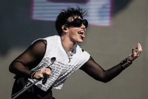 Yungblud revela seus 5 álbuns favoritos de todos os tempos em entrevista