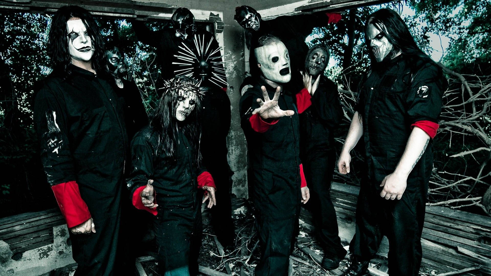 Slipknot adia lançamento de “Look Outside Your Window” para 2026